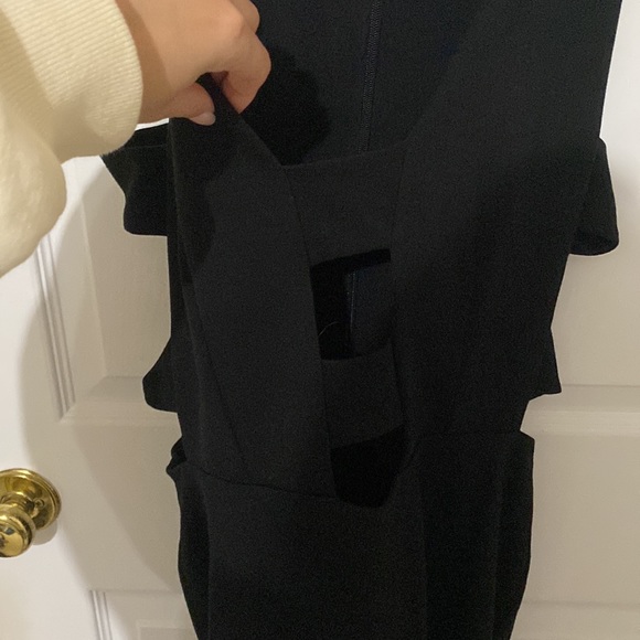 Black mini dress with cut outs - Picture 4 of 4